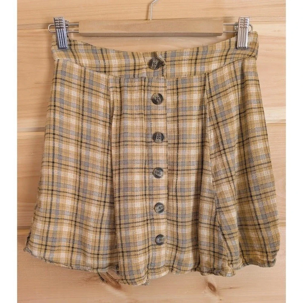 American Eagle Outfitters embrace classic
